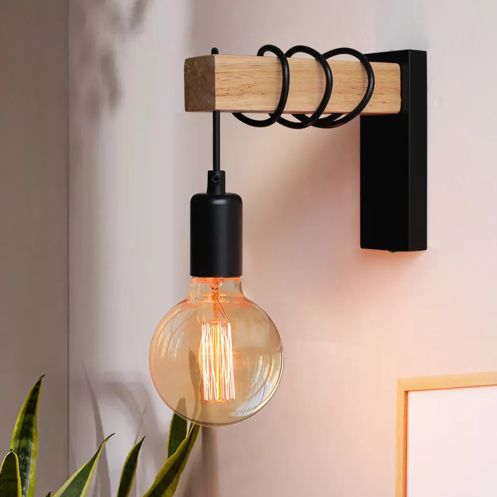 RusticBeam - Lampada da parete in ferro e legno