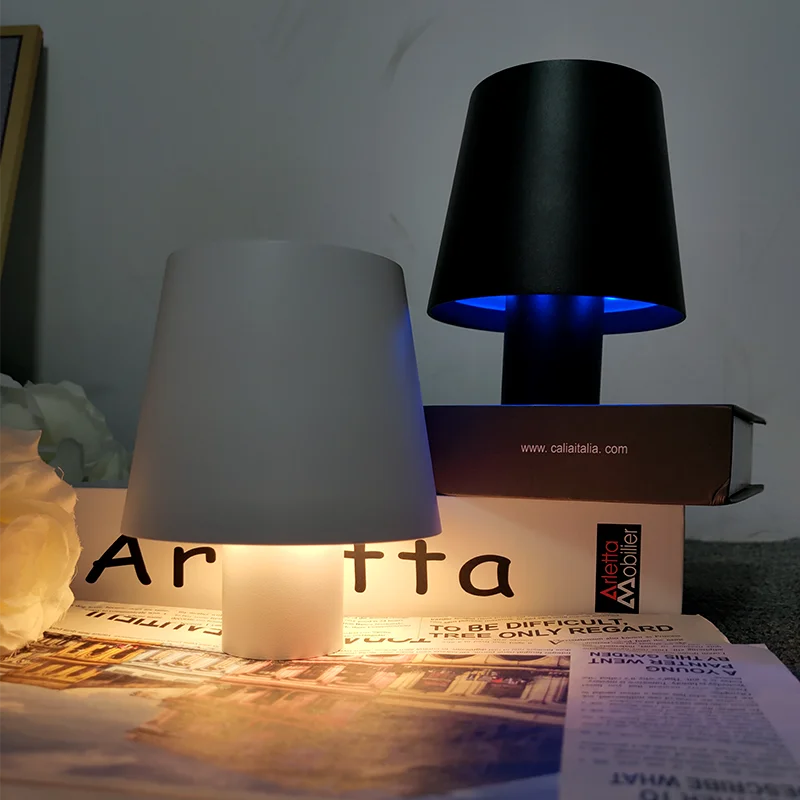 VinoFlex - Lampada da tavolo creativa per bottiglie di vino