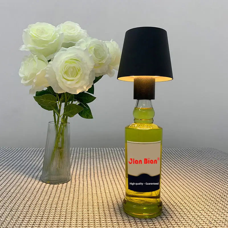 VinoFlex - Lampada da tavolo creativa per bottiglie di vino