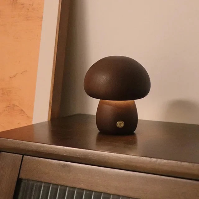 CharmShroom - Simpatica lampada da comodino a forma di fungo