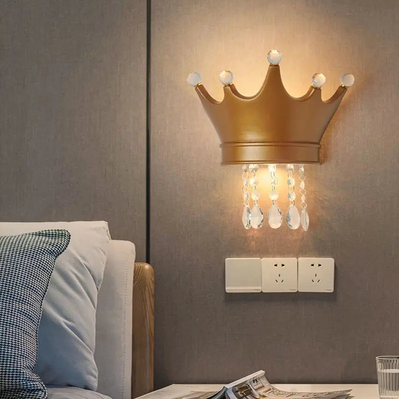 LuminaGlimmer - Applique Crown