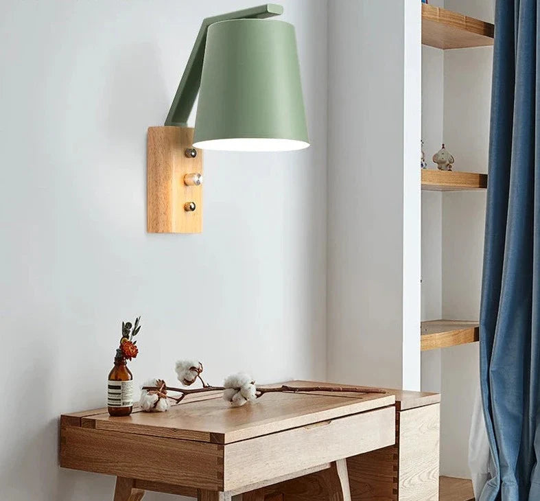 GleamingWood - Lampada da parete in legno personalizzata