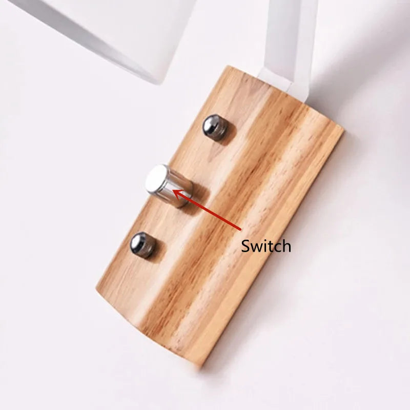 GleamingWood - Lampada da parete in legno personalizzata