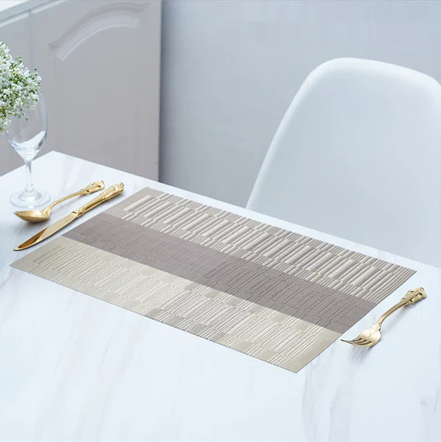 DiningEssential - Tovagliette in PVC antiscivolo