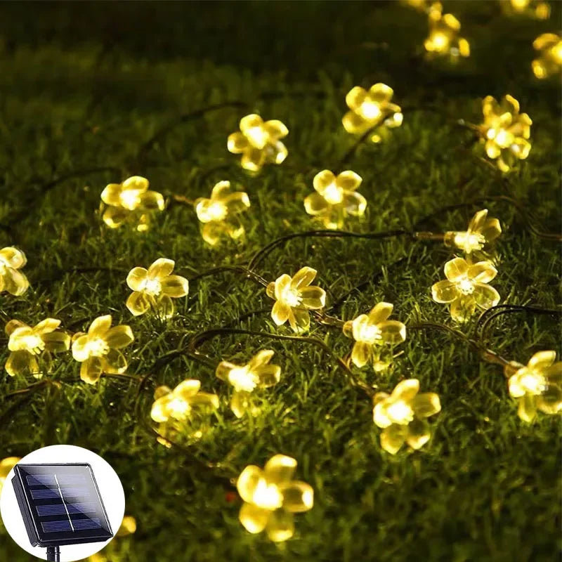 LumiBlossom - Luce solare per fiori da giardino