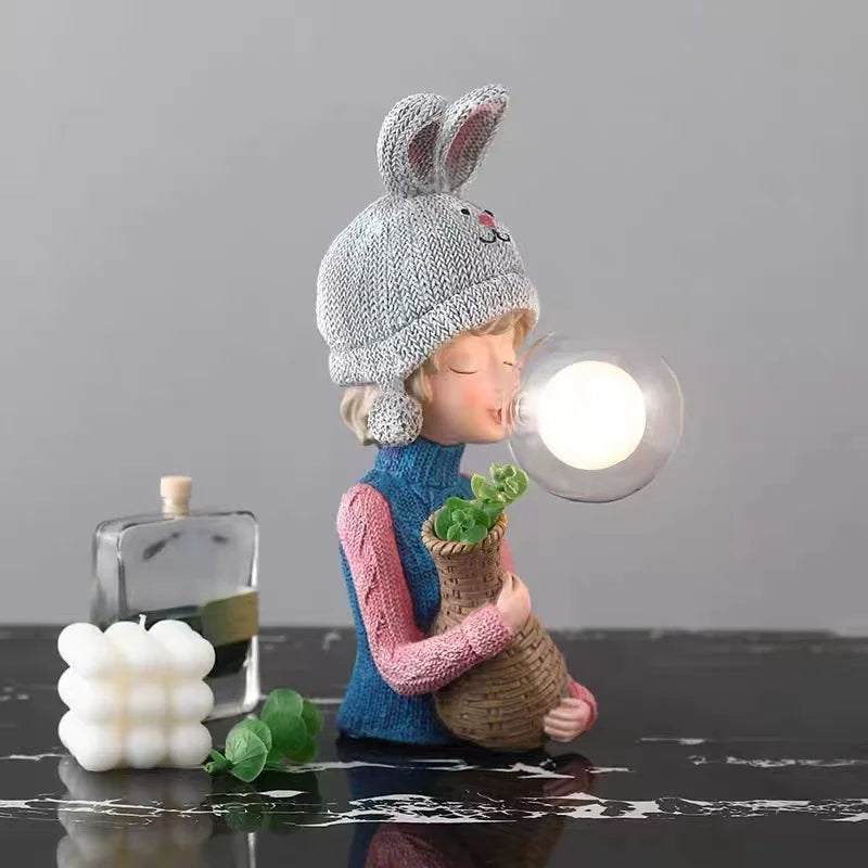 HatDiva - Lampade da tavolo Hat girl