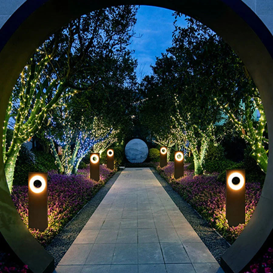 SunnyScape - Moderna luce solare per pali con colonna in alluminio