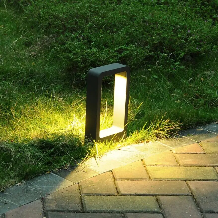 AquaGlow - Lampada da giardino impermeabile