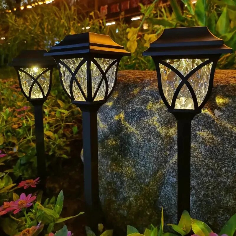 RadiantRoots - Luci solari a led per prato