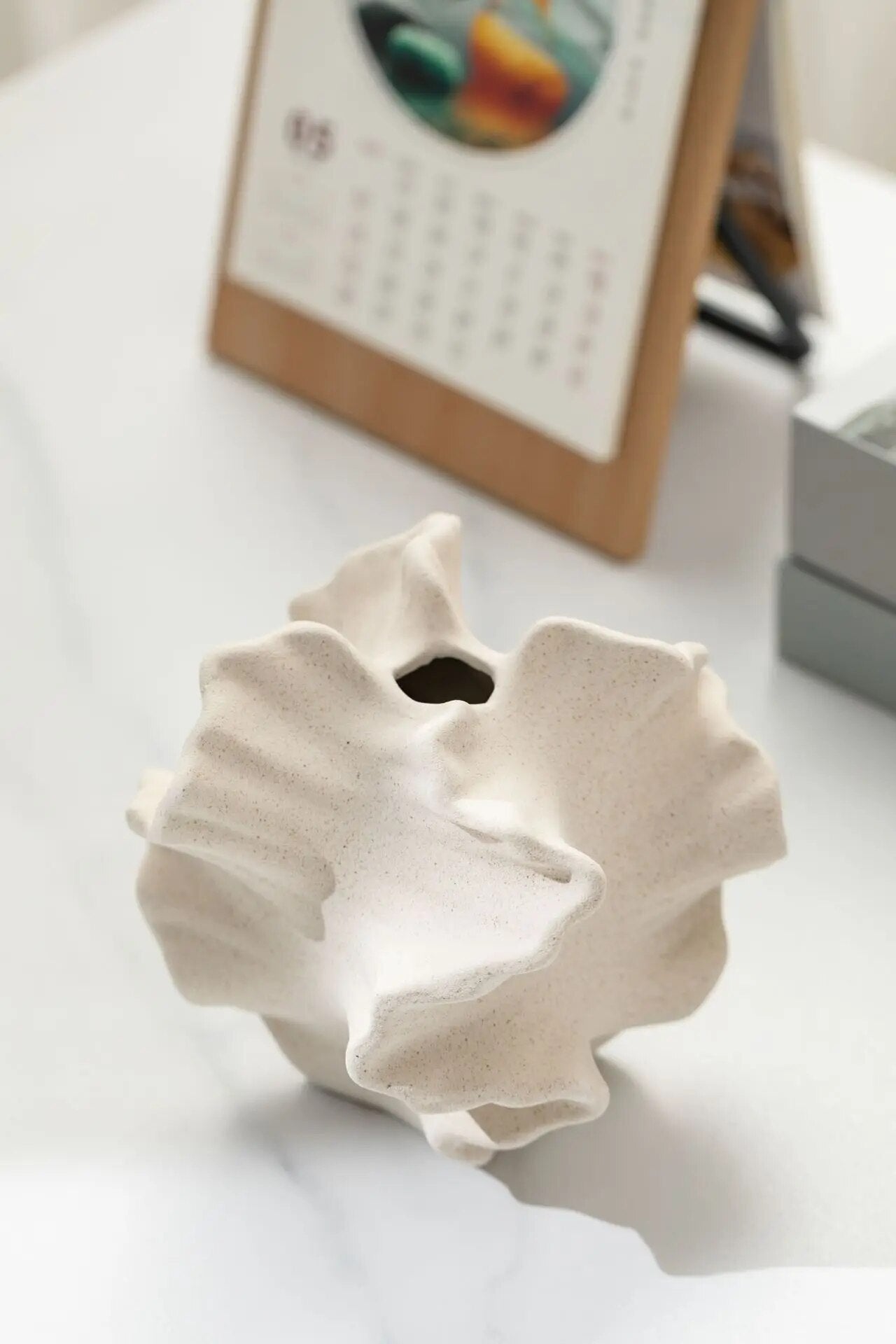 CreaseCraft - Vaso in ceramica con pieghe