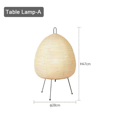 HeritageHaven - Lampada da tavolo a treppiede