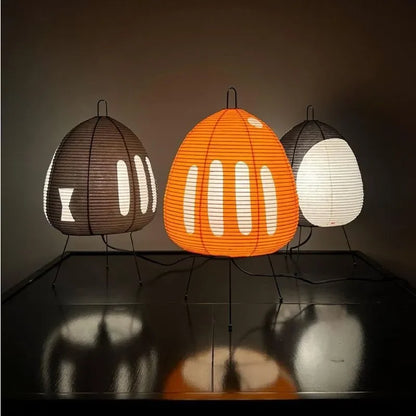 HeritageHaven - Lampada da tavolo a treppiede