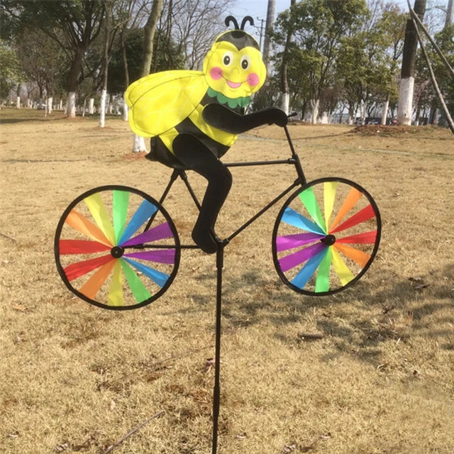 GardenGallop - Sculture a vento di animali in bicicletta
