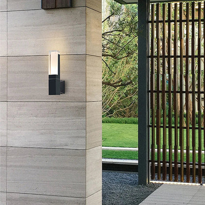 UrbanGlow - Applique LED minimalista in alluminio-acrilico
