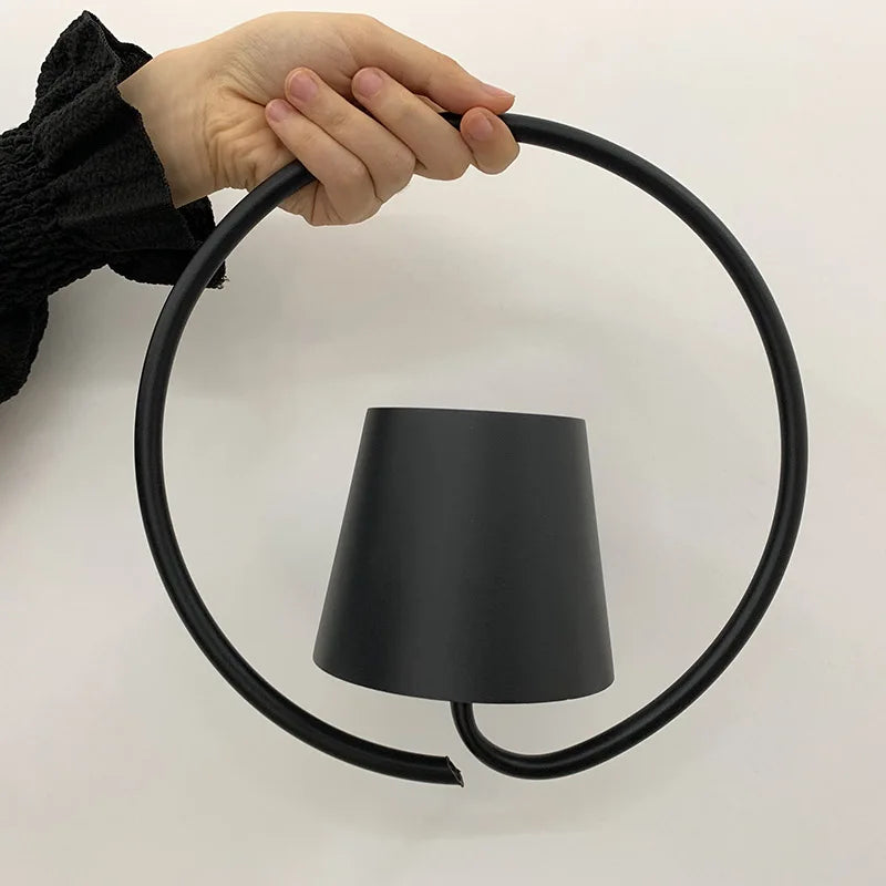 PlushLumina - Lampada a sospensione portatile