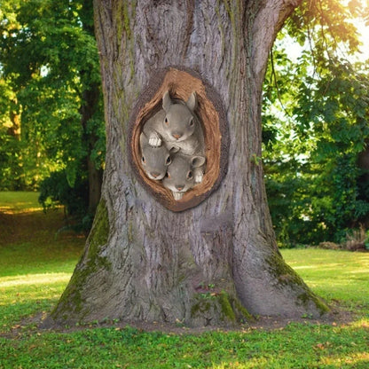 NuttyNibbler - Statue giocose per il buco dell'albero