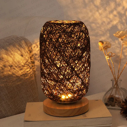 Woodland - Lampada da tavolo in legno Rope