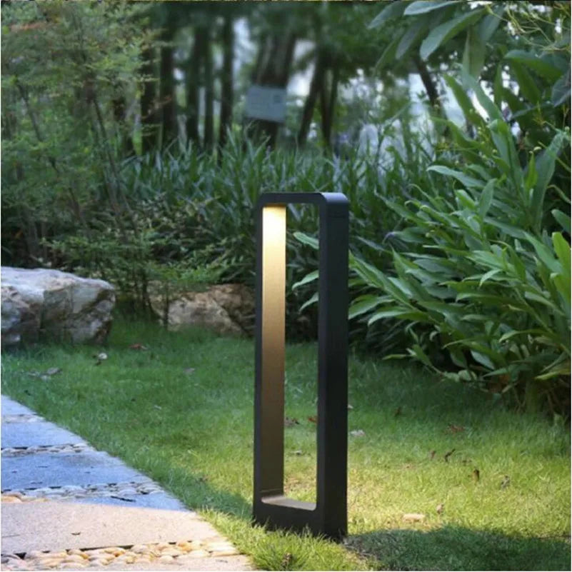 AluGlanz - Moderna lampada a colonna in alluminio