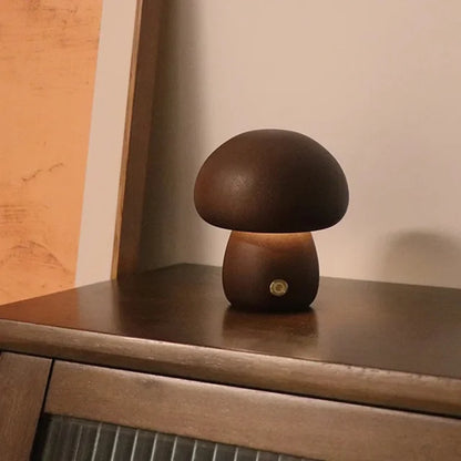 CharmShroom - Simpatica lampada da comodino a forma di fungo