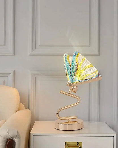 LuminousWings - Lampada a farfalla di lusso