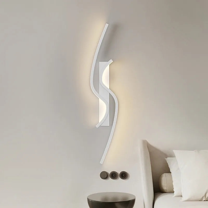 GlossGlow - Applique LED sottili