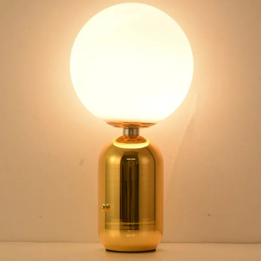 NostalgiaBeam - Lampada da tavolo a globo in vetro nordico