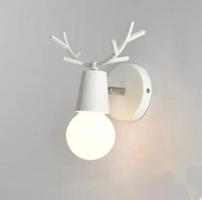 AntlerGlow - Lampada da parete in corno Macaron