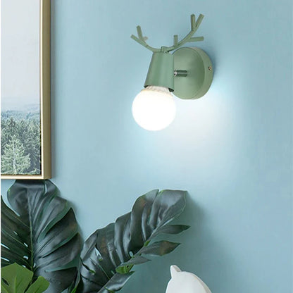 AntlerGlow - Lampada da parete in corno Macaron