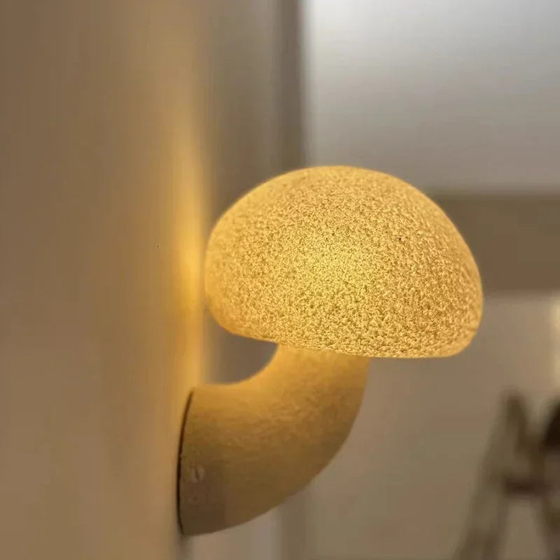 NordicBloom - Lampada da parete a fungo bianca