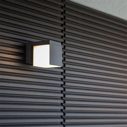 AquaSeal - Lampada da parete a led impermeabile