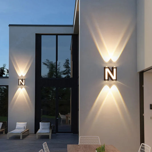 LetterGlow - Lampada da parete a lettere per esterni