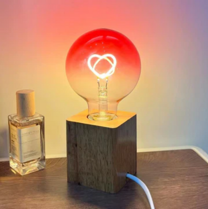PinkPulse | Lampadina rosa con sfumatura di colore