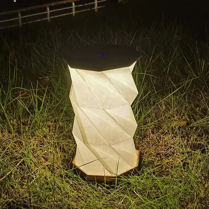GlamourGlow - Lampada a carica di cristallo